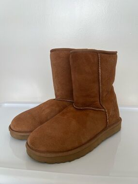 UGG Classic II Genuine Shearling Lined Short Boot Chestnut